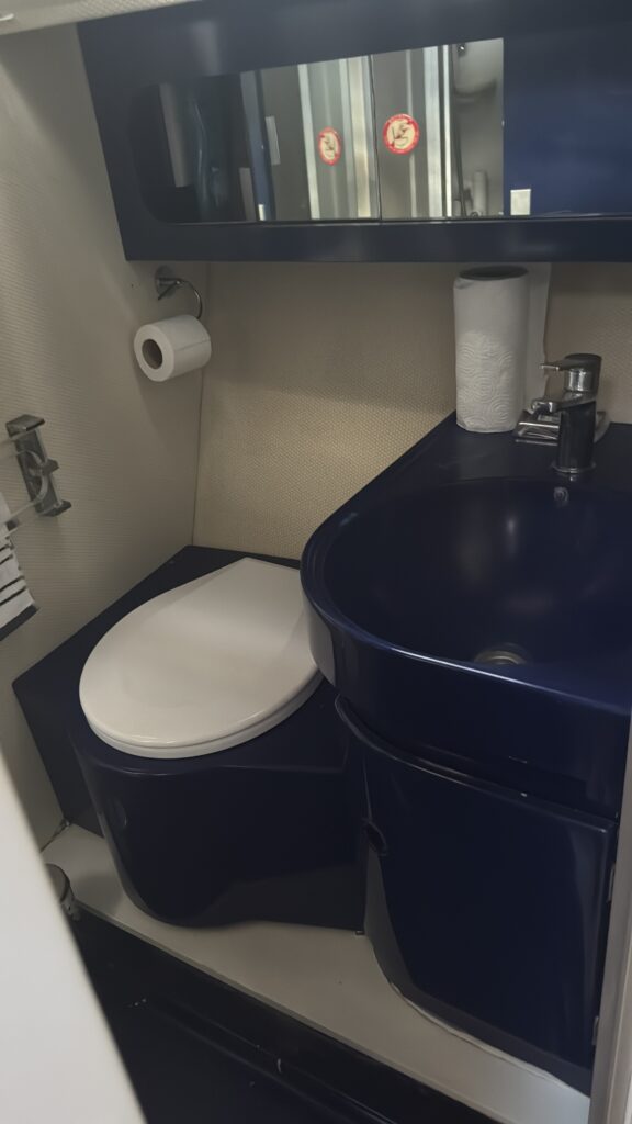 BC08932D-4EB7-4DE9-A134-1145E8A2F361